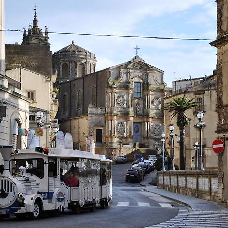 A Due Passi Dalla Scalinata Restyling Caltagirone Dış mekan fotoğraf